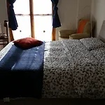 Lian فندق مبيت وإفطار