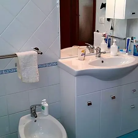 Lian Bed & Breakfast *