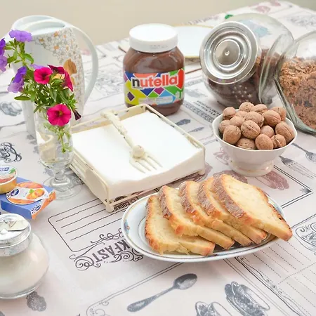 فندق مبيت وإفطار Lian