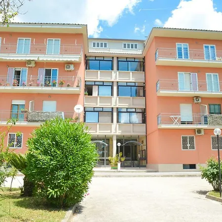 Lian * كازيرتا