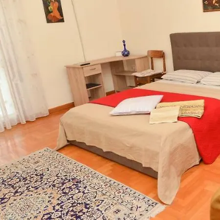 住宿加早餐酒店 Lian 卡塞塔